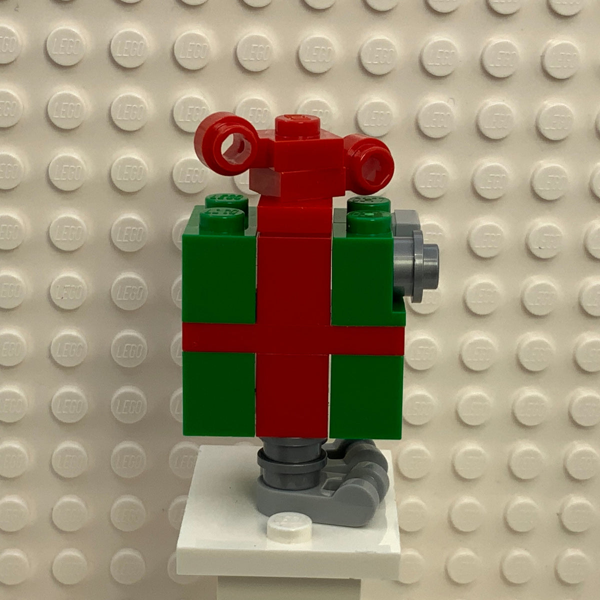 Festive Gonk Droid (GNK Power Droid), sw1040