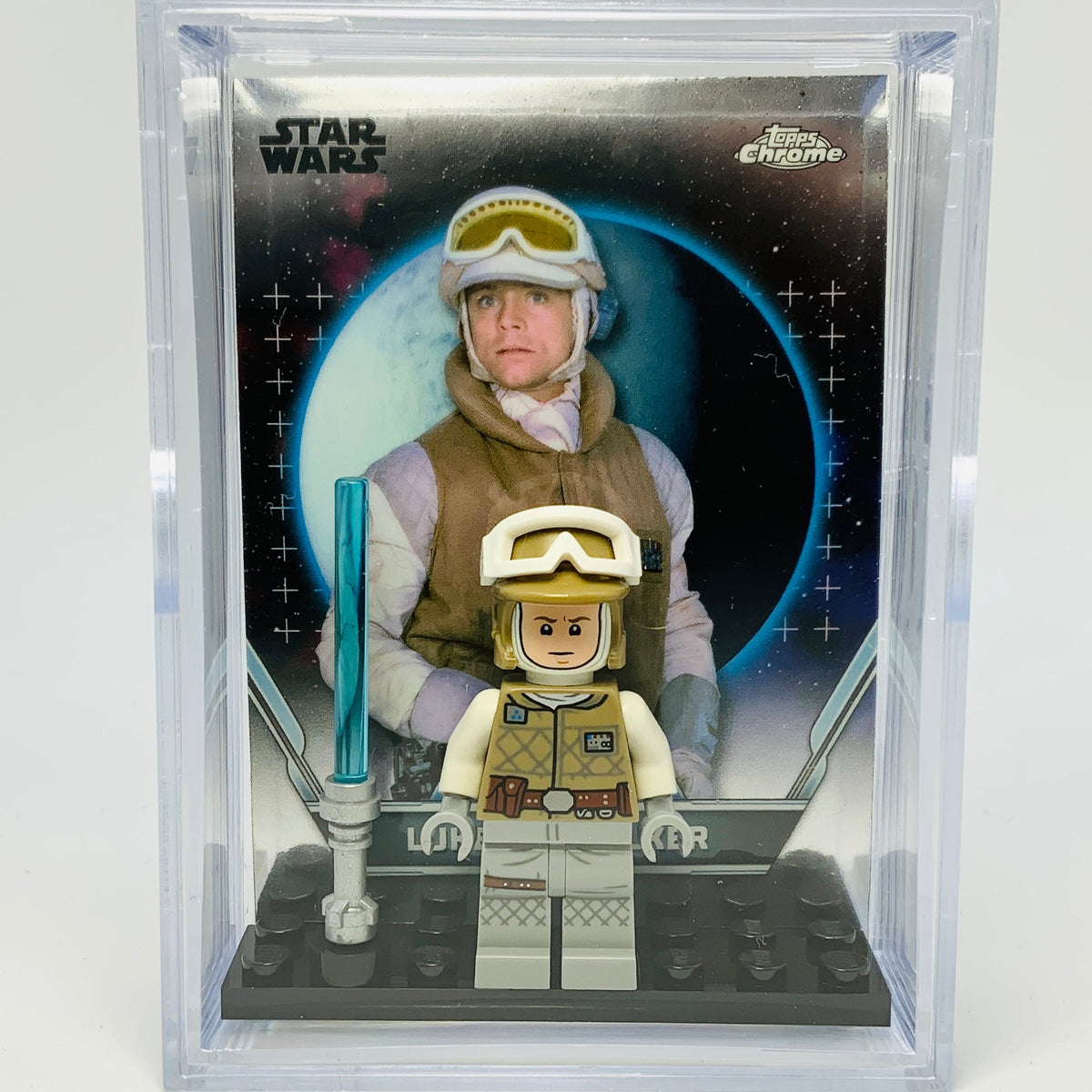 Luke Skywalker with Trading Card & Collector’s Case