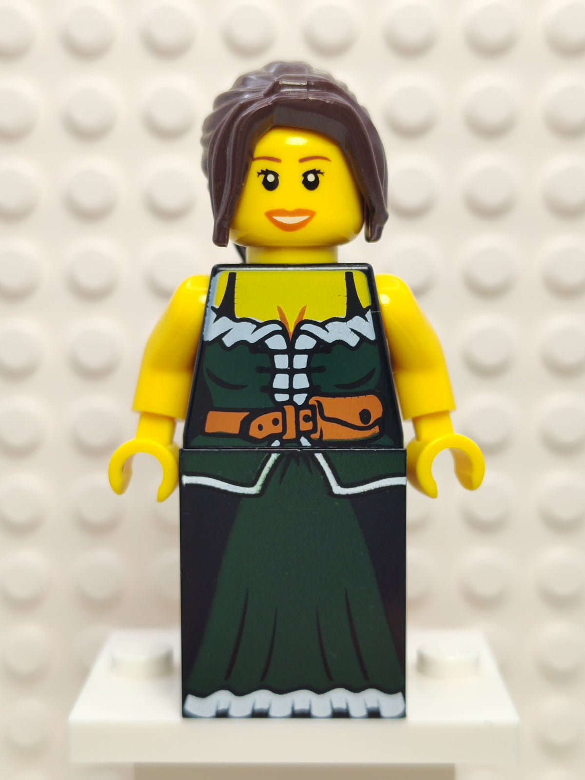 Kingdoms - Barmaid, cas471