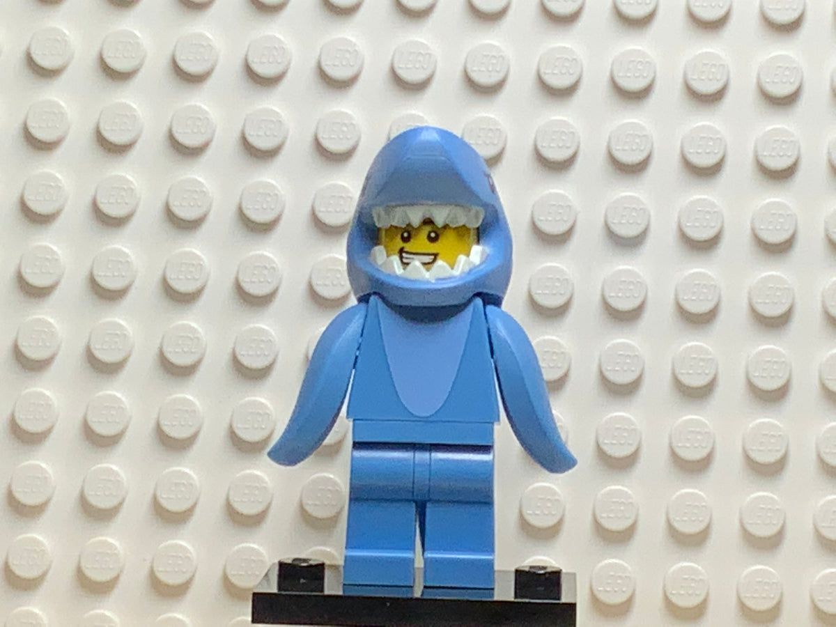 Shark Suit Guy, col15-13