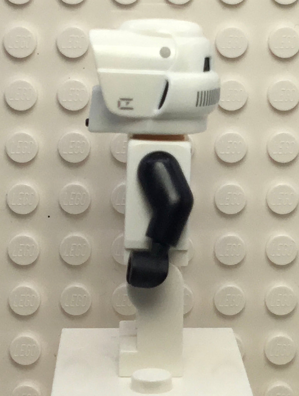 Imperial Scout Trooper - Male, Dual Molded Helmet, Light Nougat Head, Scowl, sw1007